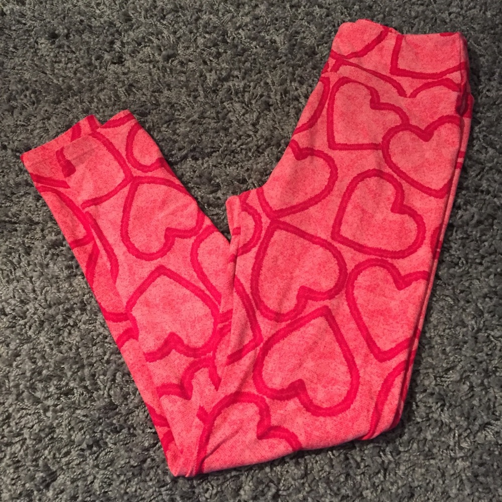 Lularoe Heart OS Heart Leggings